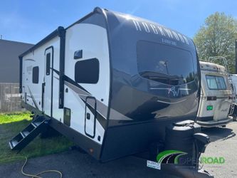 2025 Rockwood Signature 8263Mbr