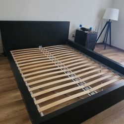Queen Bed Frame 