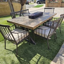 Fire Pit Dining Patio Set/Outdoor Furniture/Cash Only 