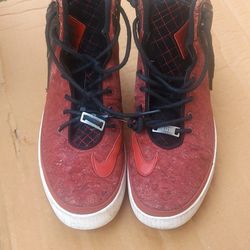 Nike LeBron LBJ XI 616766-601 Sneakers Shoes Size 10