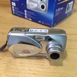 Olympus Digital Camera With XD memory Cards