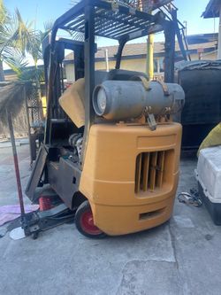 Forklift