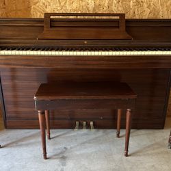 Wurlitzer Spinet Console Piano with Bench