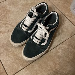 Vans Authentic Size 9.5 Green Suede HerÃa Eco Dry DuPont