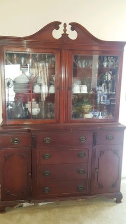 Antique Mahogany Dining Furniture