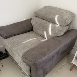 El dorado sofa chair - need out asap
