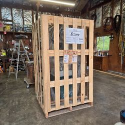 Brand New Mill With Power Feed