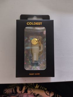 Exotic 18 Alien Baby Mini Coldest Keychain