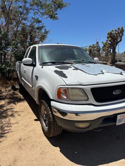 Ford F150 year 2000 215k miles