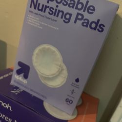 Dos Cajas De Pads para mujeres lactantes nuevas, una caja de 100, y una de 60
