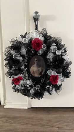 Gothic Halloween Wreath with Skull Portrait
