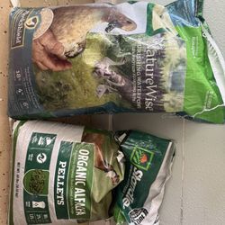 Alfalfa Pellets Flockshied Nature wise Floating Bits