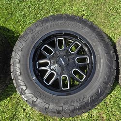 35x12.50r20  Tires And Rims