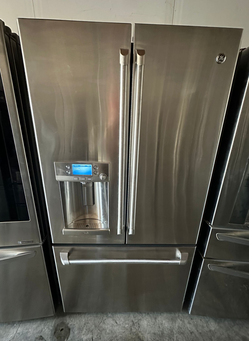GE Stainless Steel French Door Fridge with Water Dispenser