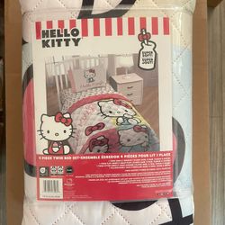 Hello Kitty Twin Comforter 