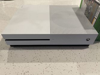 Xbox One S Bundle