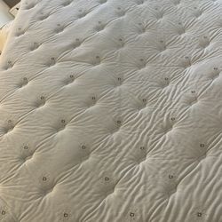 Brooklyn Bedding - King Size Bed - FREE 