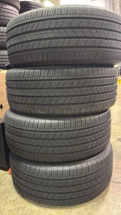 SET OF 4 MICHELIN 225/50/17