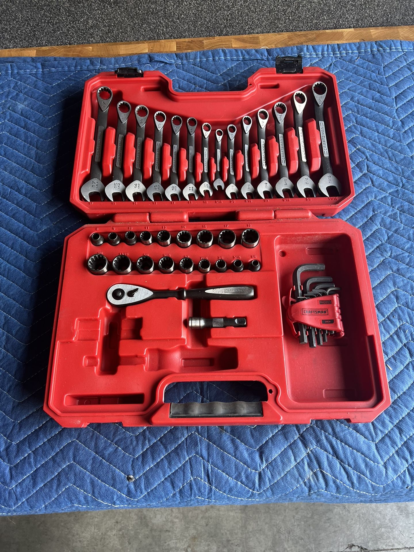 Craftsman Mechanics Tool Set 56 pc Universal Socket Wrench Ratchet Inch Metric