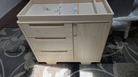 Yuzu
3-Drawer Compact Changer Dresser with Removable Changing Tray (41")