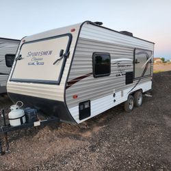 2018 sportsmen 20ft hybrid trailer 3100lbs sleeps 10