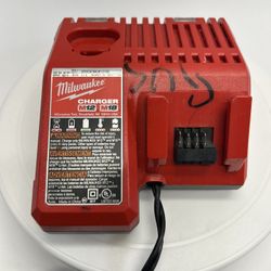 Milwaukee 48-59-1812 M18 & M12 Multi-Voltage Battery Charger - Red (48-59-1812)