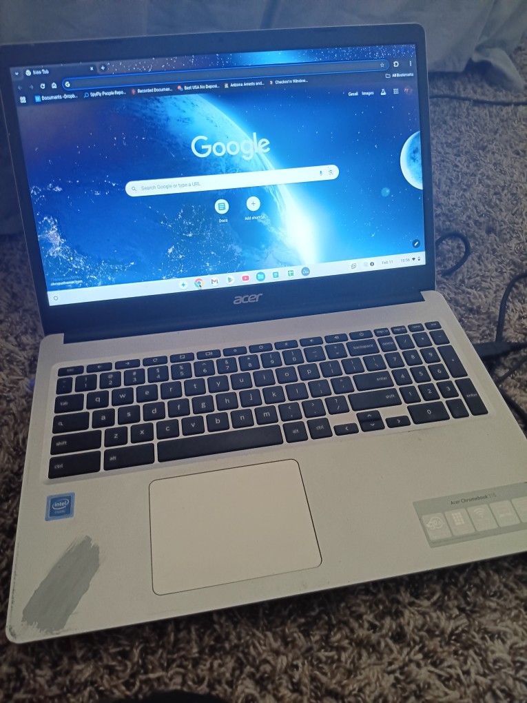 Google. Chromebook