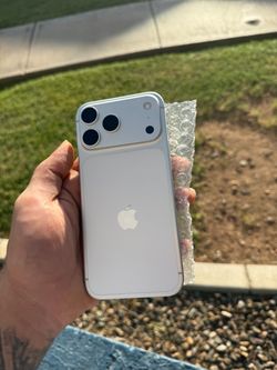 iPhone 17 pro max