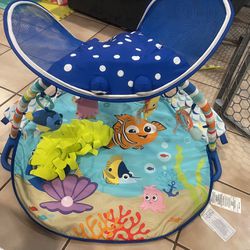 Finding Nemo Mr. Ray Ocean Lights & Music Gym for Sale in Miami, FL -  OfferUp