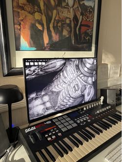 LG 27” 4K UHD Monitor