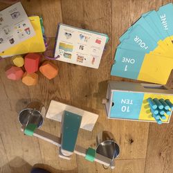 Lovevery assortment from 28 to 36 months