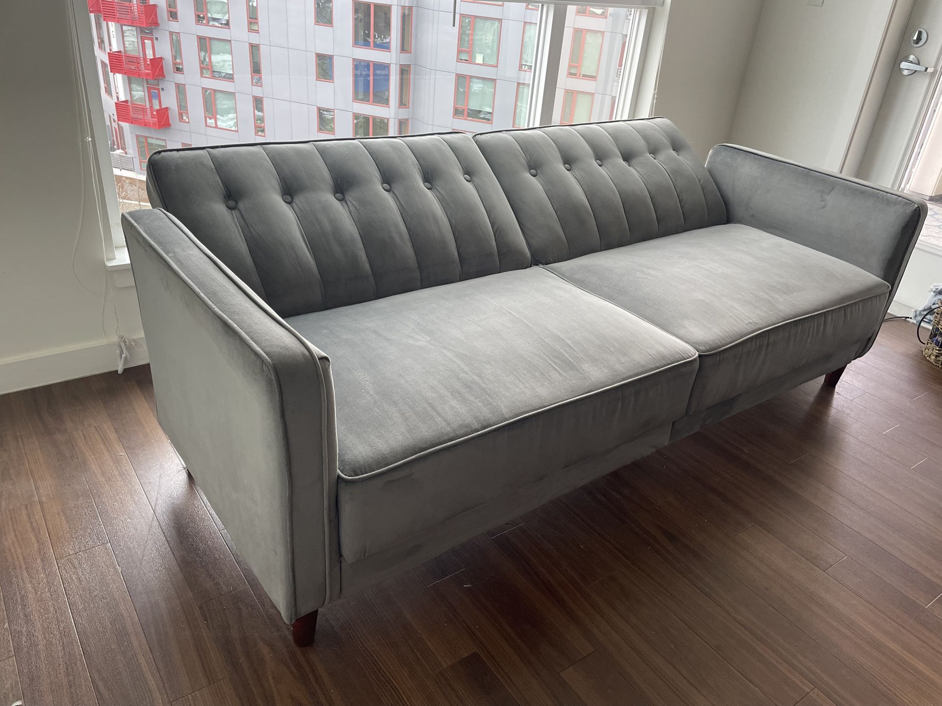 81.5” Midcentury Velvet Light Gray Tufted Sofa & Futon for Sale in Portland, OR OfferUp