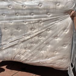 Full Size Bed For Sale 