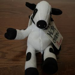 Chick-Fil-A Eat Mor Chikin 9” Plush Cow Beanie Toy 2009. 
