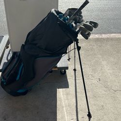 Golf Bag With Golf Clubs 