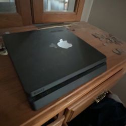 PS4 Slim With Games