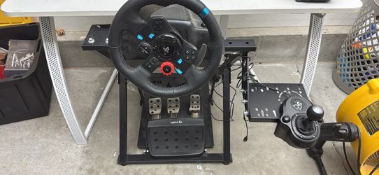 49” Samsun monitor and a Logitech racing simulator