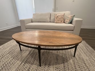 Oval coffee table
