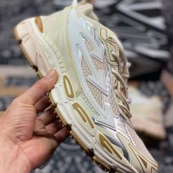 Off-White™ Be Right Back Sneaker BRB