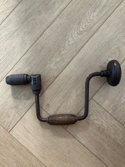 Vintage Right-Angle Corner Bit Brace Drill – Ratcheting Carpenter's Hand Drill