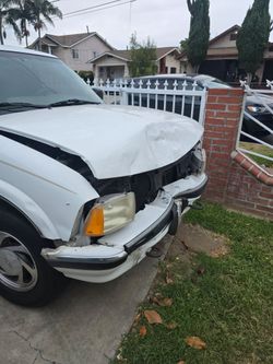 Chevrolet  blazer 95 1.2071 miles   6 cylinders  4.3L vortec