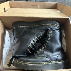 Dr Martens 
