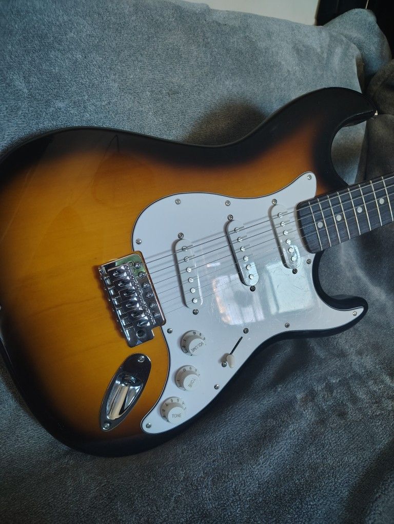 New Silverstone Electric Guitar