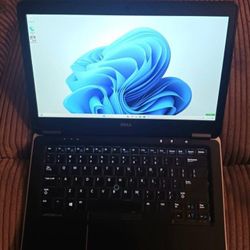 Pro Grade Dell Latitude UltraBook Laptop Intel Core i5 8 GB RAM 128 GB SSD Webcam HDMI Wi-Fi & Bluetooth Wireless Windows 11 Professional 