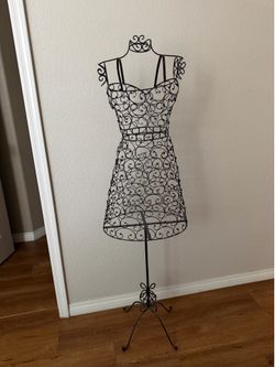 Metal mannequin