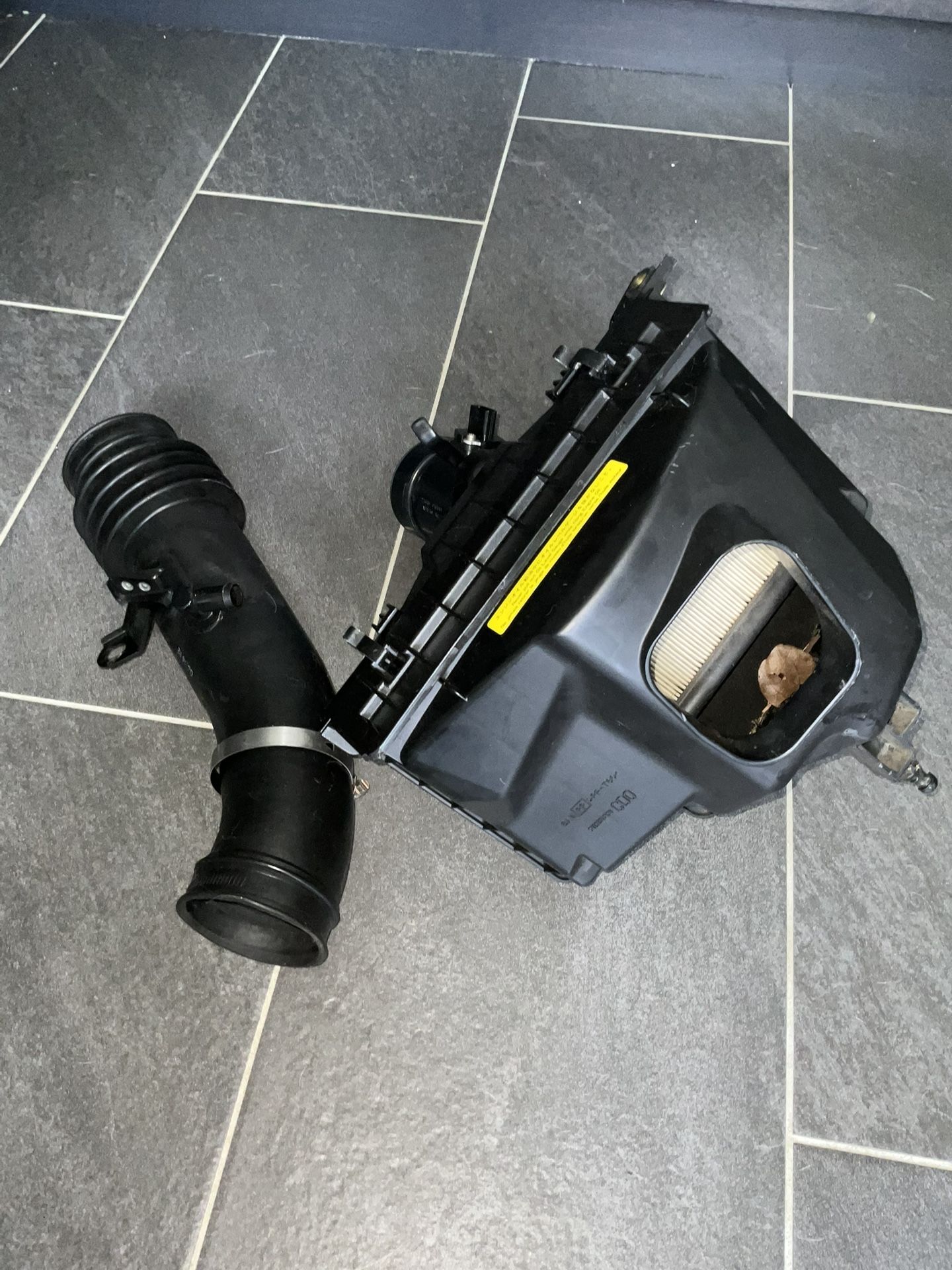 2006 Nissan 350z Air Box/ Filter