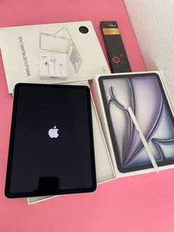 Apple iPad Air 11 (2025 / M3 chip ) 128GB Gray with keyboard, pen & Accessories (100% Battery + warranty)