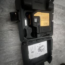 Nivel De 5 Puntos Y De Línea 