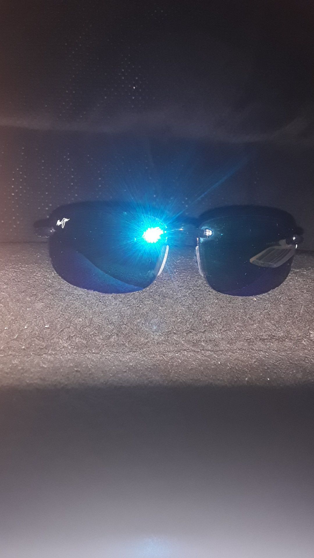 Maui Jim polarized sunglasses style 407 hookipa Blue Hawaii collection