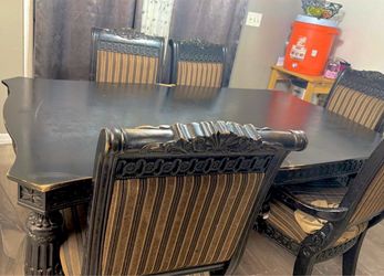 Dining table with 6 chairs